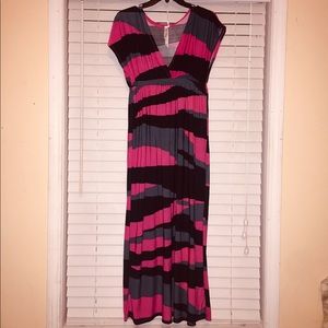 🎀4/$25🛍Woman’s Long Dress